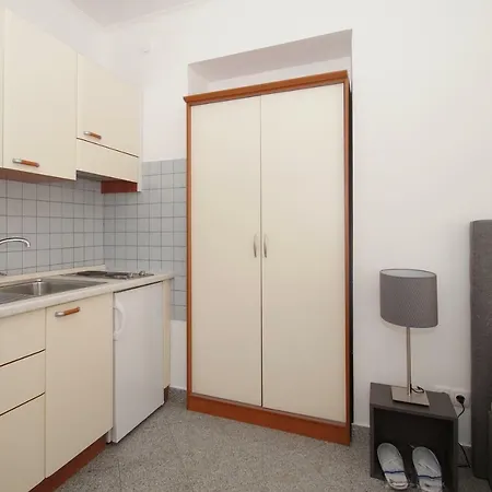 Galerija * コルチュラ