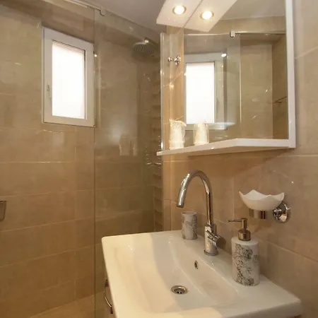 Galerija * コルチュラ